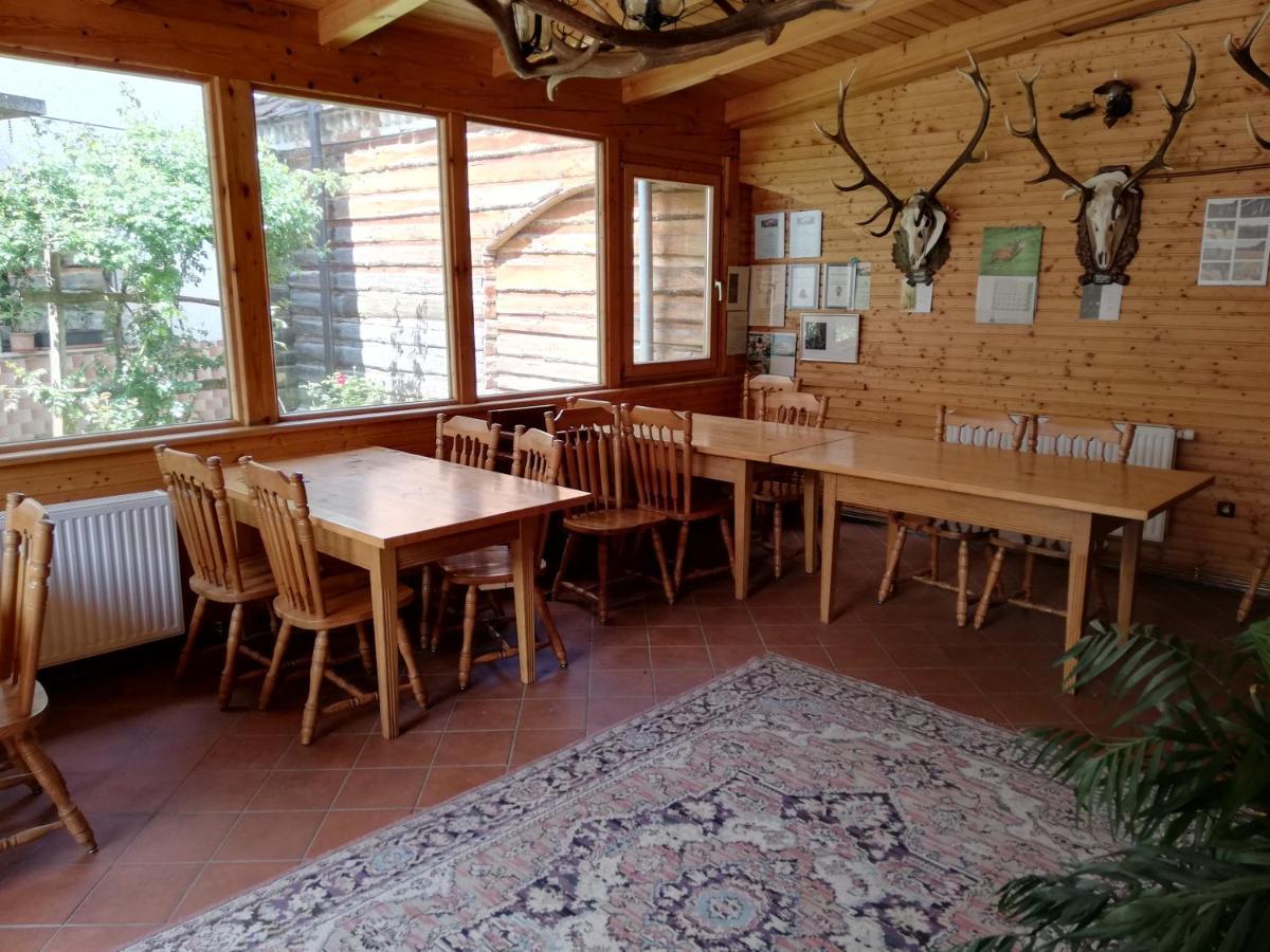 Penzijon Urbanc Bed and Breakfast Lovrenc na Pohorju Eksteriør billede